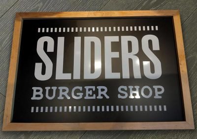 Cuadro con impresion en vinil para Sliders Burger Shop