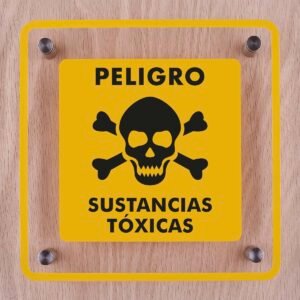 Letrero acrilico señaletica peligro sustancias toxicas