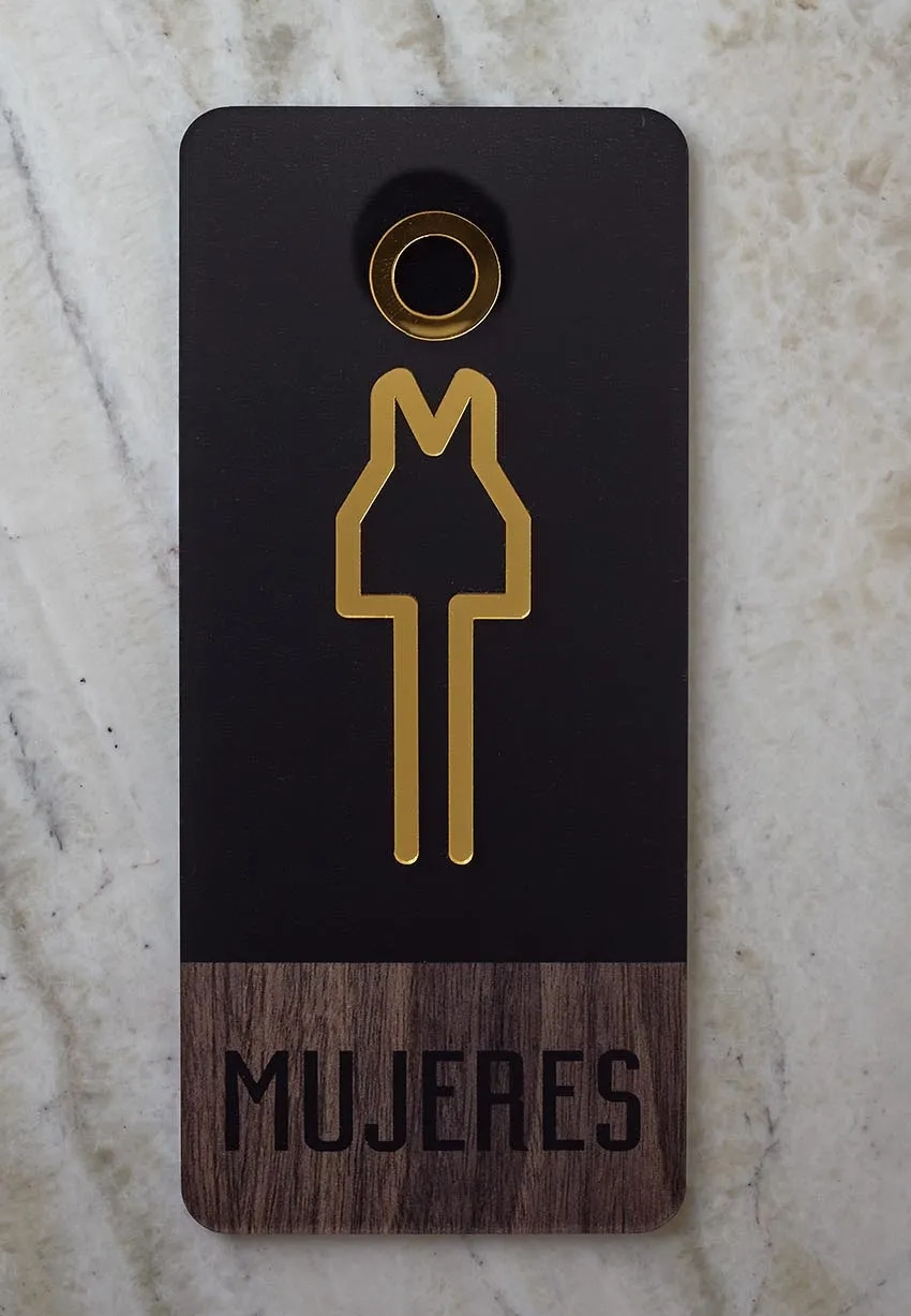 7_oro y negro mujeres_24oct